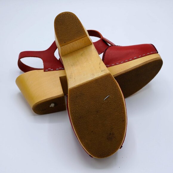Swedish Hasbeens Red Clogs - Picture 4 of 5